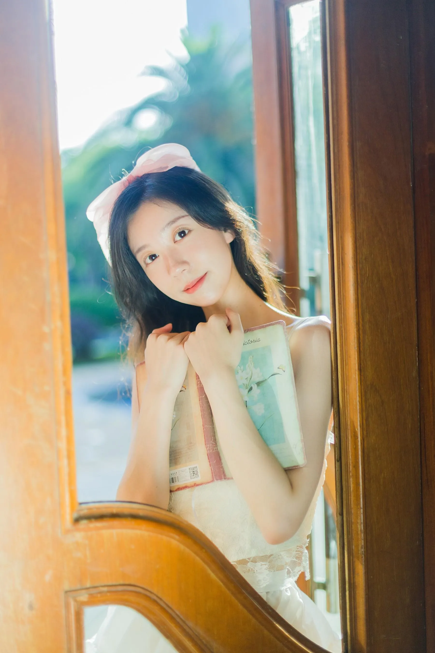 [YITUYU艺图语]2022.07.16 午后来信 饲猫少女- [37P]插图